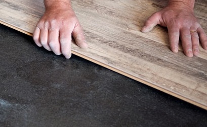 instalación de parquet en el suelo existente