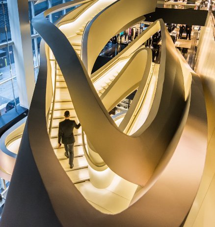 La escalera de la tienda Armani en Nueva York.
