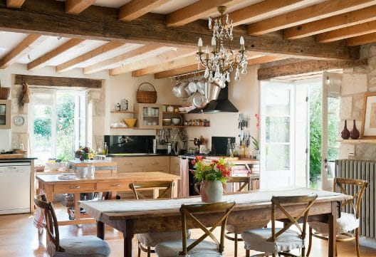 Un comedor en perfecto estilo provenzal.