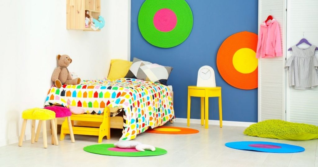 dormitorio de bloque de color